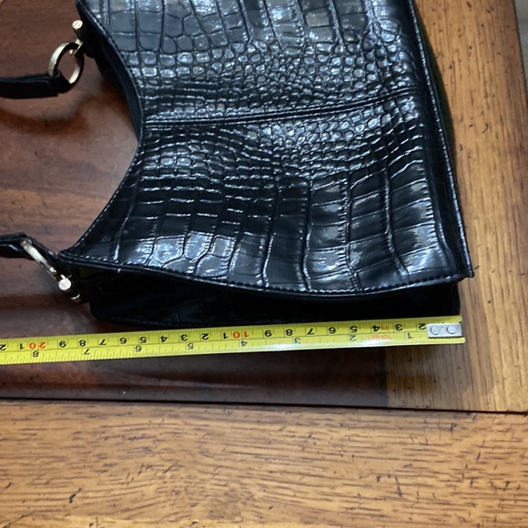 Liz Claiborne mini purse - Picture 5 of 5